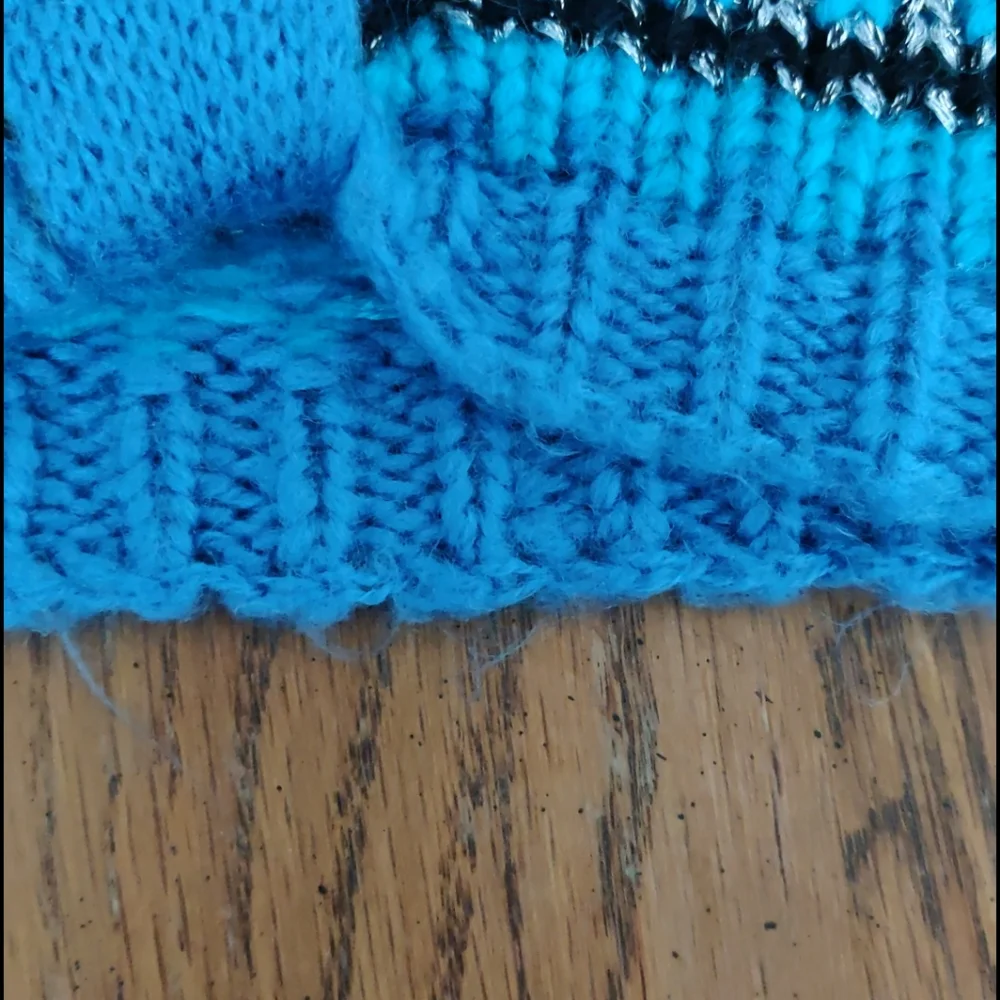 EUC youth knit beanie and winter headband